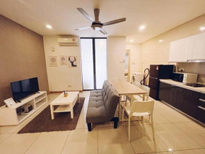 PROMO Connected Train 2 Bedroom ABOVE MALL 289